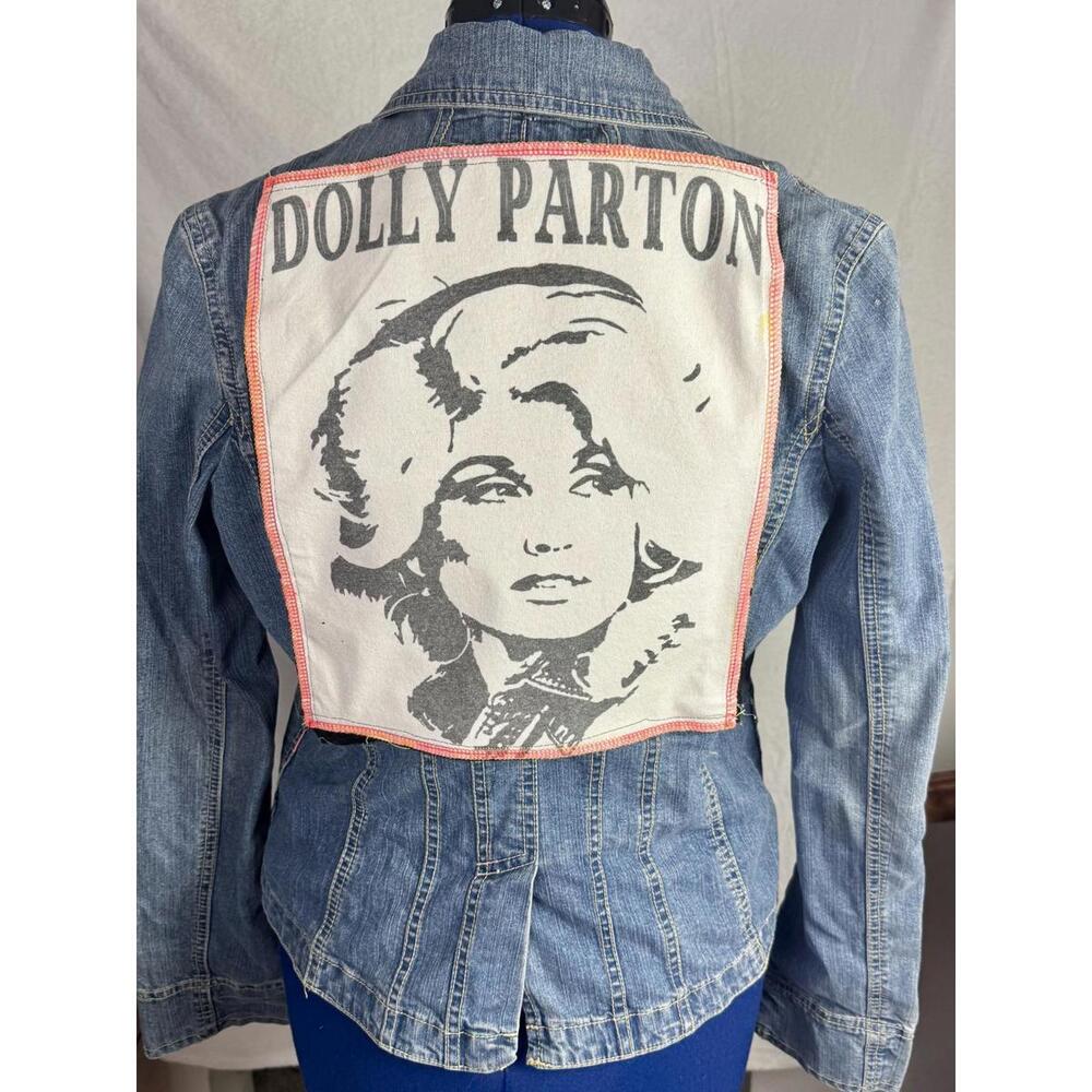 two face threads upcycled denim jacket ymi L changeable patch back grunge
